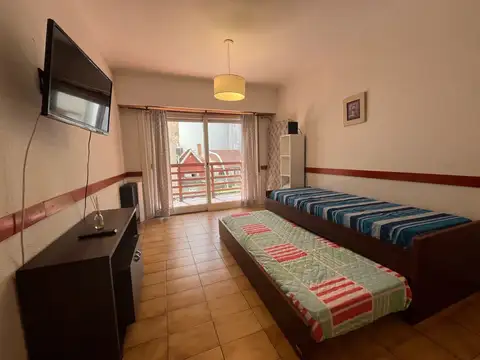 Calle Lamadrid al 2544