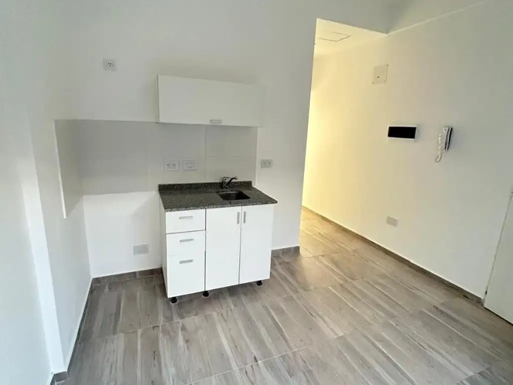 PERICLES  en Lomas de Zamora