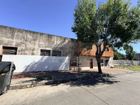 Local - Venta - Argentina, Capital Federal - CORRALES 2951