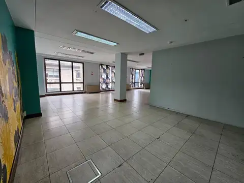 Oficina en  Alquiler 120m2 precio con expensas incluidas