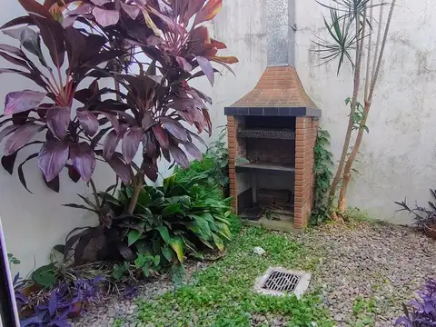 Alquiler PH 2 Dorm. Garage Jardín Olivos