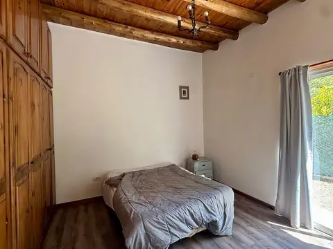 VENTA CASA 4 DORMITORIOS VISTALBA