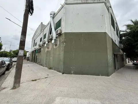 PLANTA INDUSTRIAL 2.914m² | T3 + GAS + RED INCENDIOS |