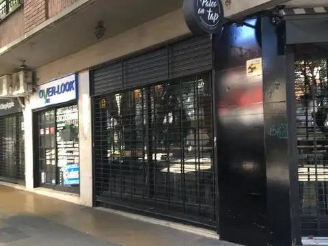 Local en  olivos