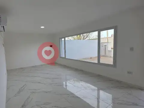 Depto Tipo Casa en Venta de 5 ambientes