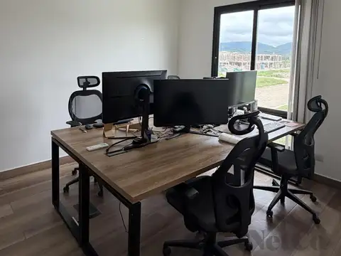 Oficina Monoambiente con 2 baños
