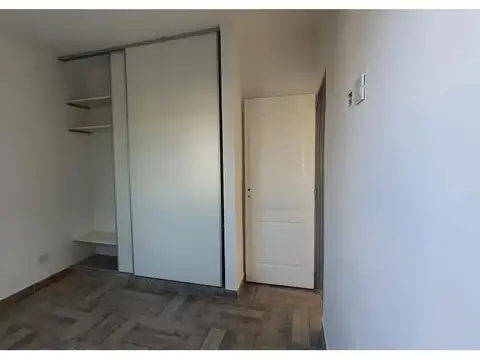 Depto Tipo Casa en Alquiler de 1 dormitorio