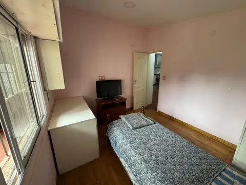 VENTA DE CASA 3 AMB. EN LOTE 300 MTS - V. UDAONDO