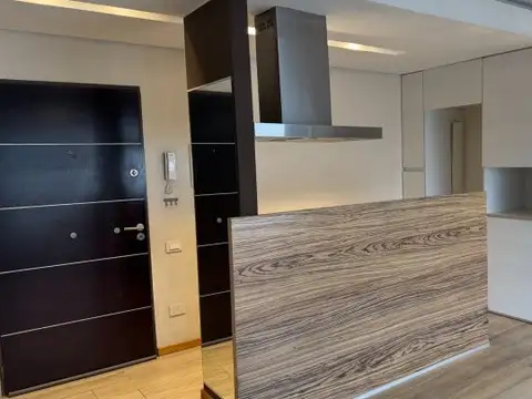 Departamento en Alquiler con 1 cocheras