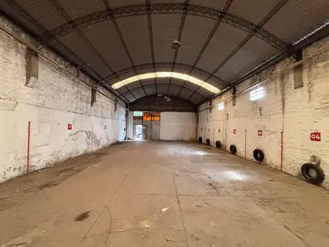 Galpón de 232 mt2 - Zona Sur