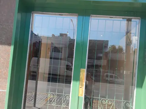 Av. Rivadavia 10700, Piso 7