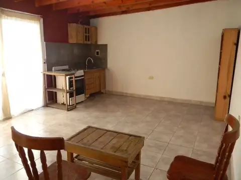 Depto Tipo Casa en Alquiler en Pablo Nogues, $ 480.000
