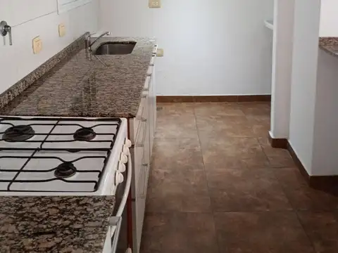 Departamento en Alquiler con 1 cocheras
