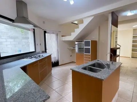 Casa en Venta en Comodoro Rivadavia, USD 168.000