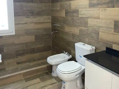 HERMOSA PROPIEDAD COMARCAS DE LUJAN