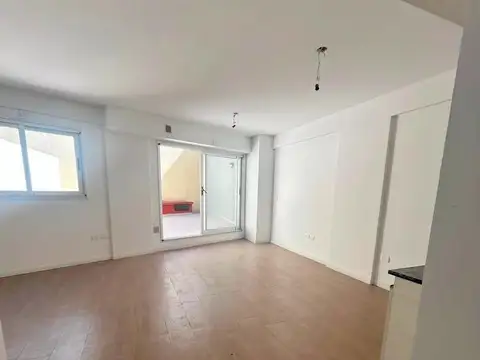 Monoambiente de categoria moderno con balcón/patio en Colegiales. Oportunidad de inversion 