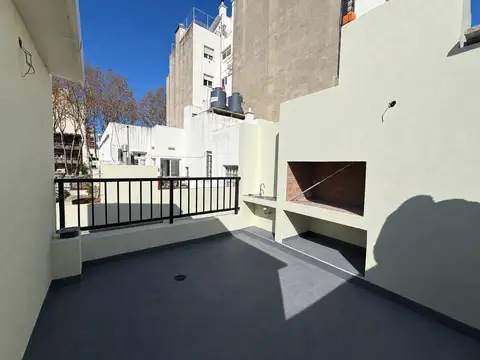 Venta Parque Rodo apartamento 1 dorm c parrillero