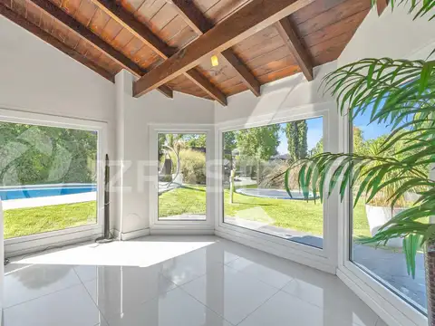Casa 6 ambientes con 6 baños