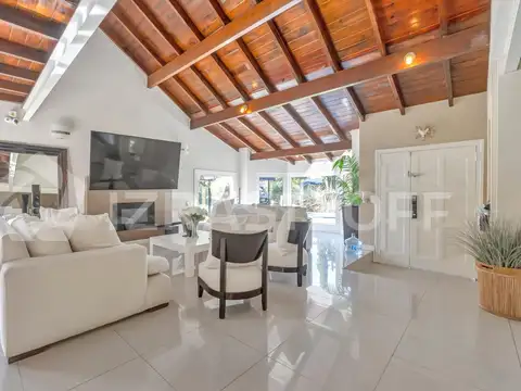 Casa en  venta el Los  Lagartos   5 dormitorios 6 baños
