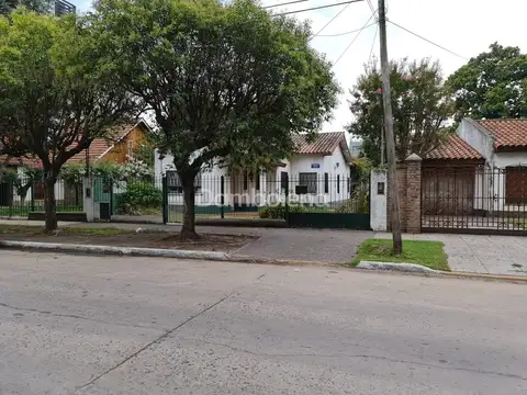 Intendente Bossi 100