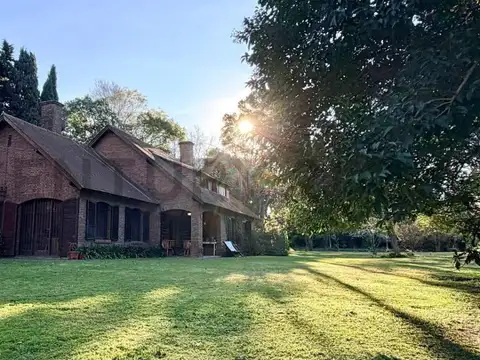 ALQUILER CASA EN BELLA VISTA