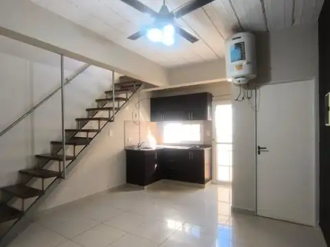 IMPERDIBLE DÚPLEX DE 1 DORMITORIO - CÉNTRICO