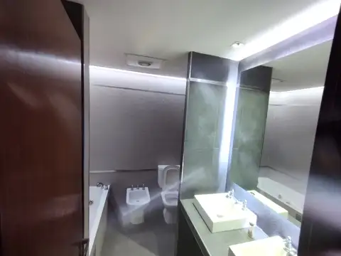 Ruy Díaz de Guzmán 100 - Excelente Casa- Lote Propio