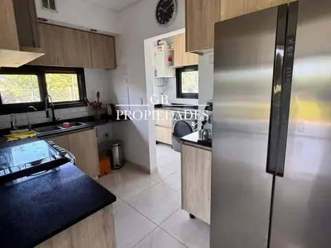Venta de Casa en Santa Elisa, 4 dormitorios Pilar del Este