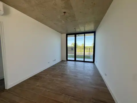 Departamento en Alquiler en Dique Lujan, USD 650