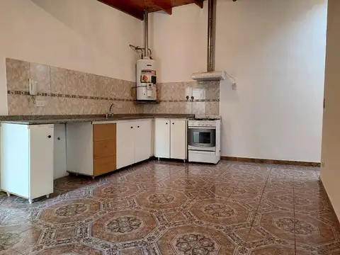 Depto Tipo Casa en Alquiler de 3 ambientes