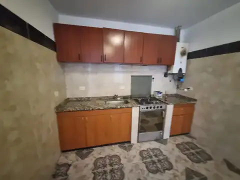 Depto Tipo Casa en Alquiler en Floresta, $ 750.000