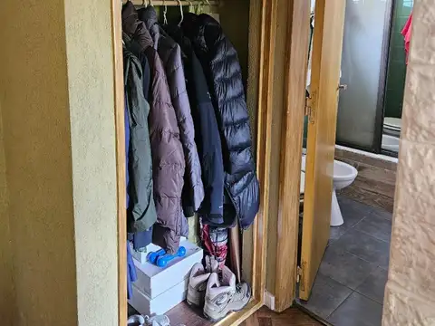 Dpto 2 ambientes al frente. Muy buena ubicacion
