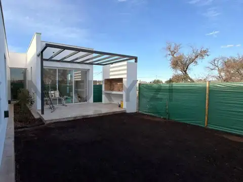 Casa en Venta en Luján de Cuyo, USD 215.000