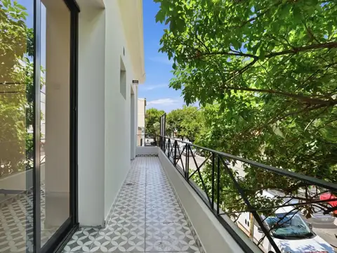 Venta PH 4 ambientes con patio terraza y balcon