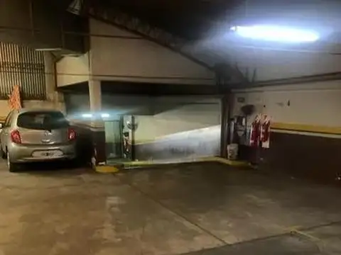 Cochera en venta - 12Mts2 - Caballito