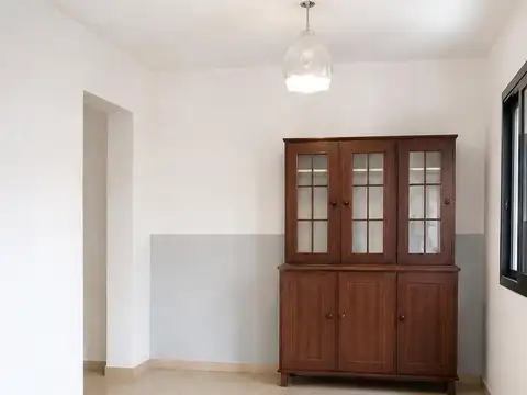 Casa 5 ambientes con 1 baño
