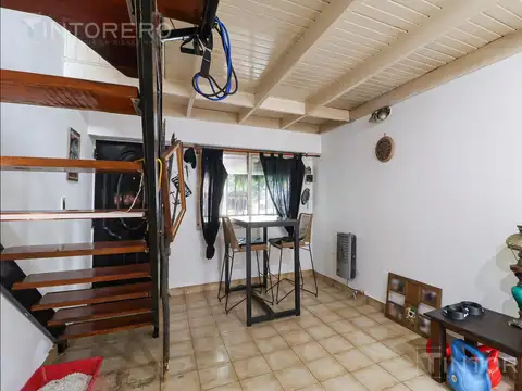 Depto Tipo Casa en Venta con 1 cocheras
