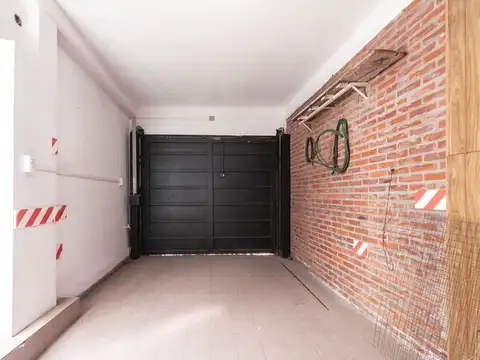 VENTA CASA 3 AMB PATIO COCHERA TERRAZA LANUS ESTE