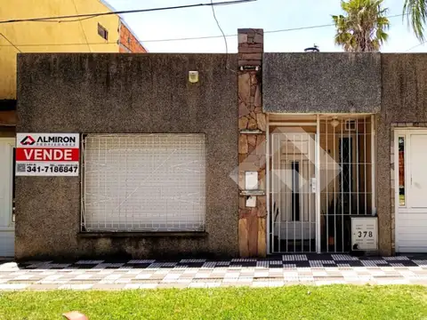 Venta | Casa | 2 Dormitorios | Capitán Bermúdez | Barrio Villa Margarita