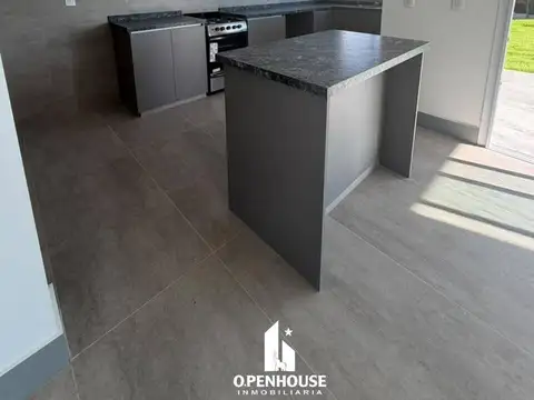 Casa en Alquiler de 3 dormitorios