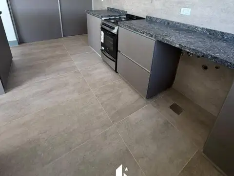Casa en Alquiler con 1 cochera