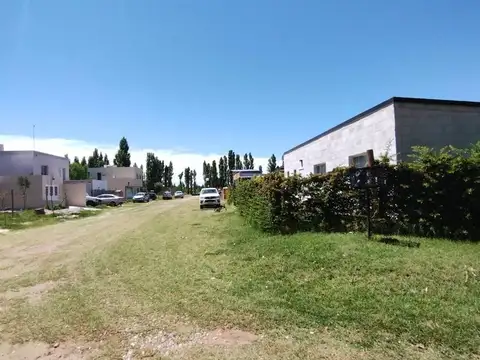 Terreno en Venta 33  mts Fondo