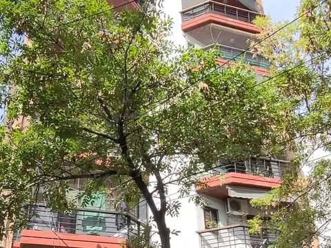 VENTA - Departamento 1 Dormitorio con Balcón al Frente