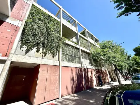 Jorge Newbery 3100, Piso 1