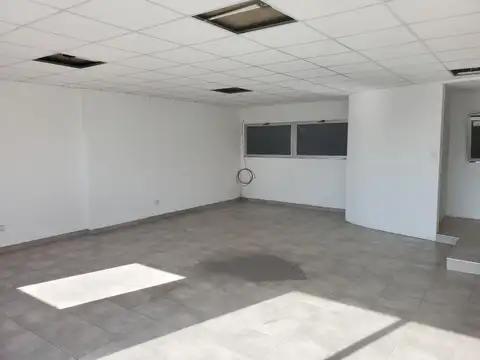 RETASADO 2 OFICINAS CON COCHERAS valor de Cada Una