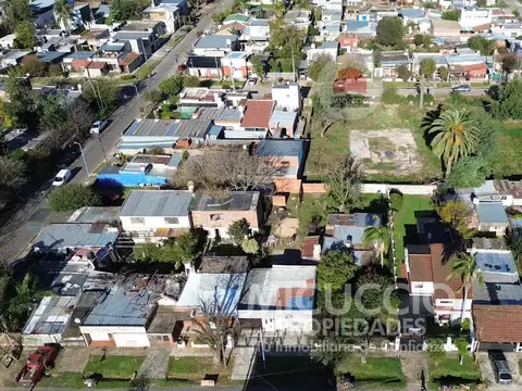 Casa a reciclar en venta | Charlone N°446 | Escobar