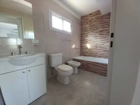 Departamento  en Venta en Berazategui, G.B.A. Zona Sur, Argentina
