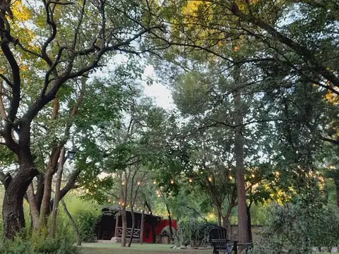 Casa en Venta con 5 cocheras