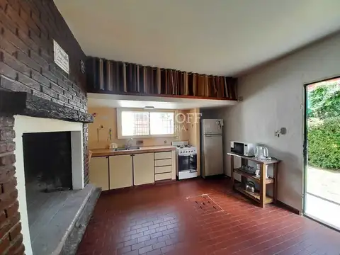 Casa en Alquiler Temporal con 1 cochera