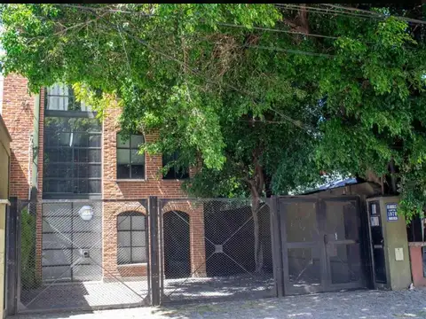 Excelente loft en doble altura funcional y moderno